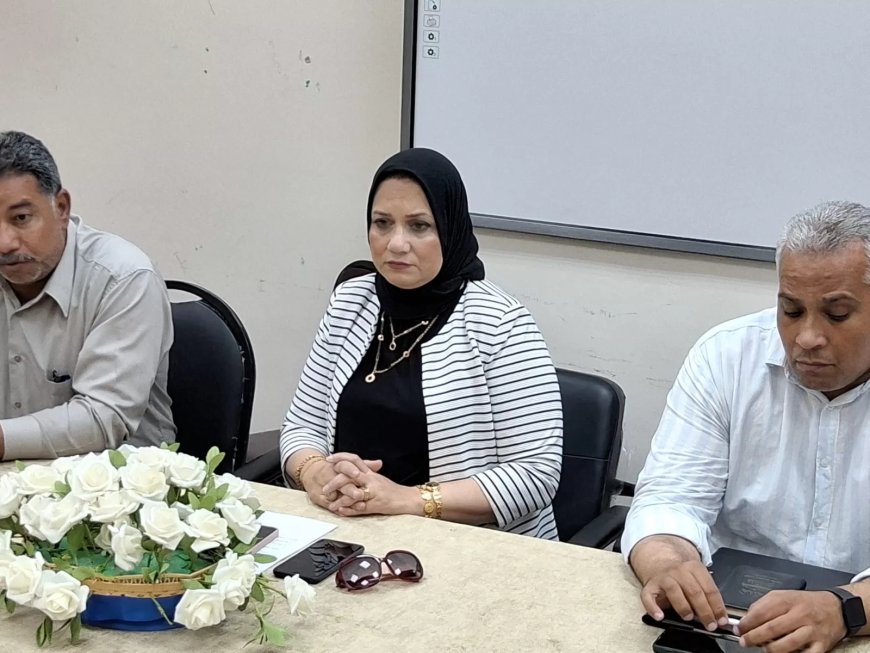  وكيل وزارة مدير تعليم مطروح تجتمع مع مديري الإدارات التعليمية 