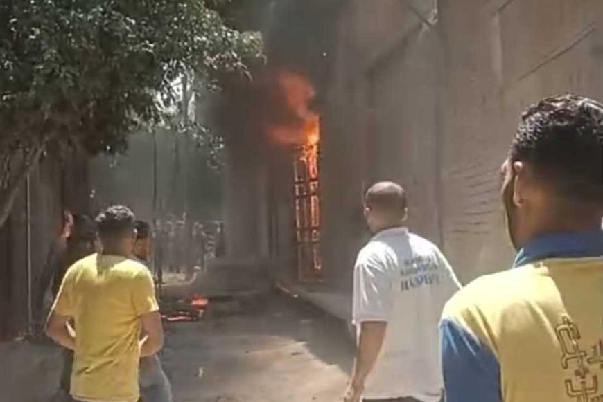 حريق هائل داخل مخزن سجاد وبلاستيك على طريق «المحلة- المنصورة»