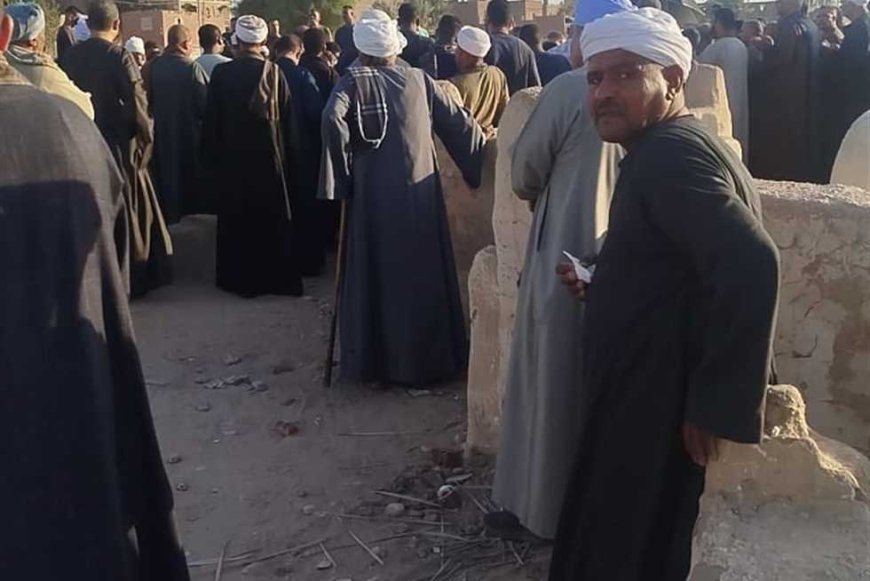 تشييع جثمان مدير مدرسة أبوتشت بعد وفاته بوعكة صحية مفاجئة في عمله بـ قنا