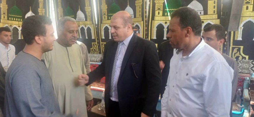 وكيل تعليم قنا يقدم العزاء في وفاة مدير مدرسة الشهيد محمد علي أحمد ويؤكد دعم أسرته