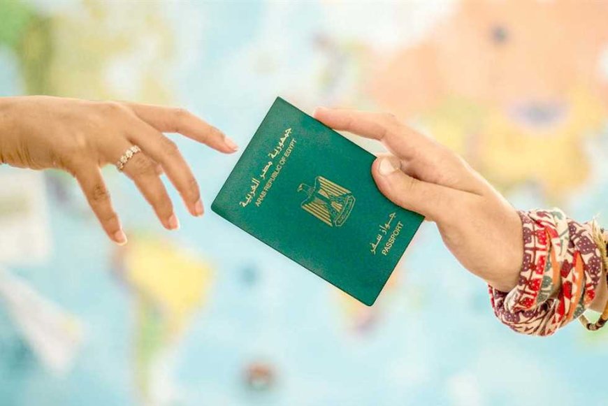«الداخلية»: تسهيل حصول كبار السن وذوي الاحتياجات الخاصة على الخدمات بـ «الجوازات»