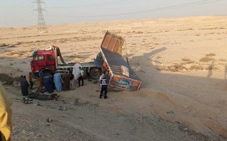 مصرع وإصابة 6 أشخاص في حادث انقلاب سيارة بـ «صحراوي المنيا»