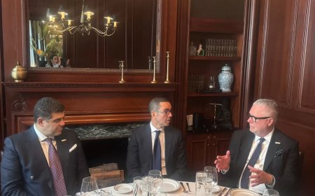 وزير الاستثمار والتجارة الخارجية يلتقي الرئيس التنفيذي لشركة “فوربس” العالمية لبحث التعاون في تنفيذ مشروع برج فوربس الدولي بالعاصمة الإدارية