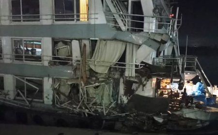 محافظ أسوان يتابع تداعيات إصطدام باخرة سياحية بكوبرى كلابشة دون إصابات أو خسائر بشرية