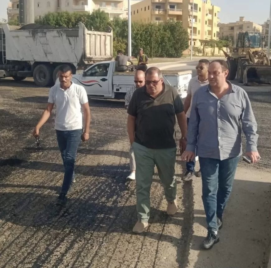 جهاز الشروق يواصل أعمال تطوير الطرق وتنفيذ شبكة صرف بجنيفة