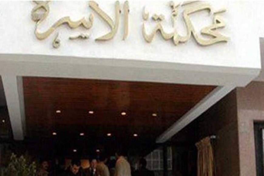 بسبب مصاريف المدرسة.. موظفة تشكو زوجها أمام محكمة الأسرة: «طردني أنا وبنتي في نص الليل»
