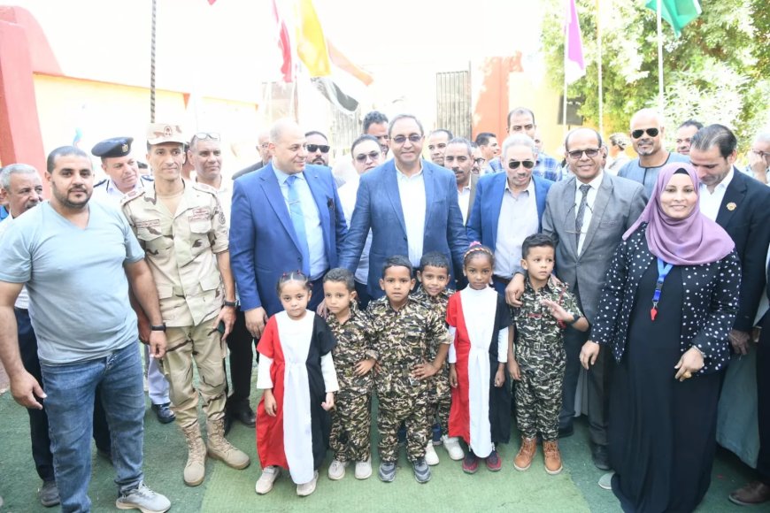 محافظ قنا يفتتح مدرسة علي خليل للتعليم الأساسي بالعركي بعد إحلالها وتجديدها