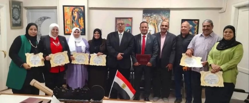 تكريم قيادات التعليم بطوخ.. شهادات تقدير لرواد تطوير المنظومة التربوية