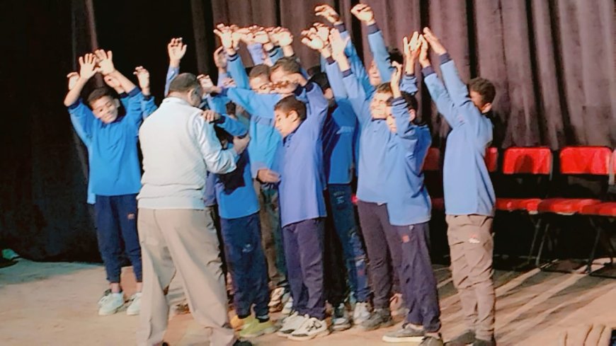 ثقافة الزعيم تناقش "الأثر الجمعى بين المسرح والتراث" ضمن ورش الدراما المسرحية فى الموروث الشعبى بالقصر