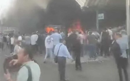 السيطرة على حريق «ميكروباص» دون أضرار بشرية بالموقف الجديد قي الإسكندرية (صور)