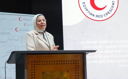 مصر تقود الدبلوماسية الإنسانية الإقليمية بتضامن عملي واستجابة منسقة للأزمات