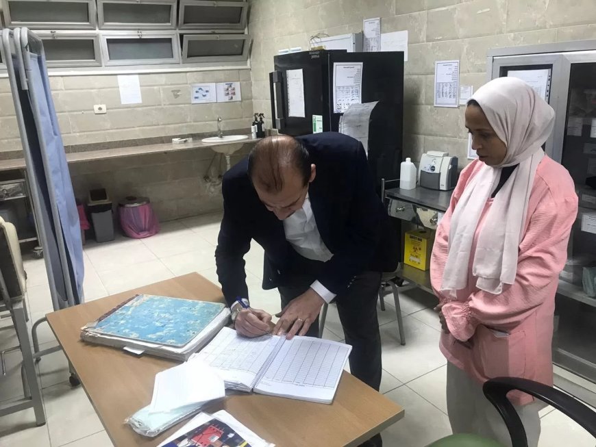 نائب وزير الصحة يحيل طبيبتين للتحقيق ويكافئ ممرضة بالشروق ليلاً
