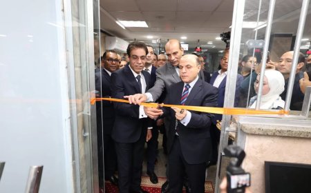 محافظ كفرالشيخ يفتتح مكتب تصديقات الخارجية داخل الغرفة التجارية الجديدة