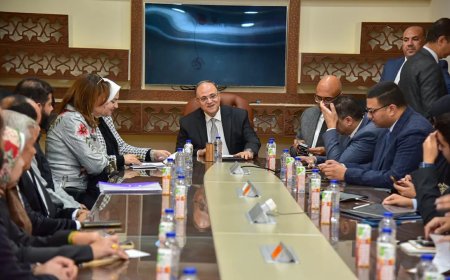 هيئة الدواء المصرية ..بحثت مع ممثلي الصيدليات تعزيز ضوابط صرف الأدوية المخدرة لضمان الأمان الدوائي