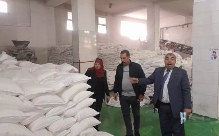 ضبط 108 أطنان مواد غذائية و ملح مجهول المصدر.. بقويسنا