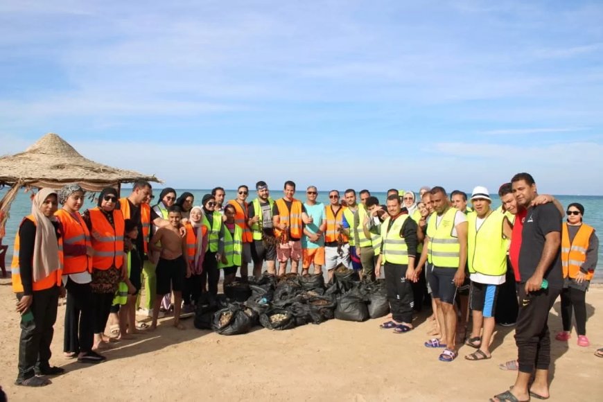 شباب الجامعات يطلقون مبادرة «جميلة يا بلدي» بالغردقة لتعزيز الوعي البيئي والتنمية المستدامة”