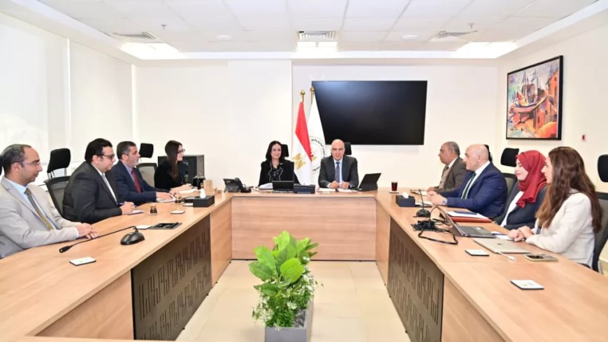 إطلاق مبادرة لتمكين المرأة في مجال المياه وتدوير ورد النيل