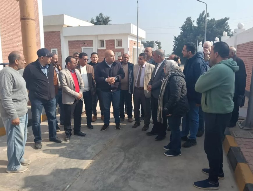 نائب محافظ الجيزة يتفقد قرية دهشور بمركز البدرشين