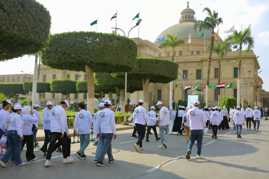 «صناع الخير» يستعرض تجربة متطوعيه بجامعة القاهرة