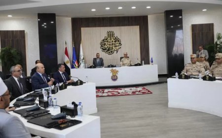 محافظ أسوان يشهد فعاليات مشروع التدريب العملى المشترك “صقر 163 ” لمجابهة الأزمات والكوارث بحضور قائد قوات الدفاع الشعبى والعسكرى