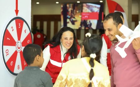 الهلال الأحمر يخصص يومًا لرعاية كبار السن بمعرض الكتاب الدولي 2026