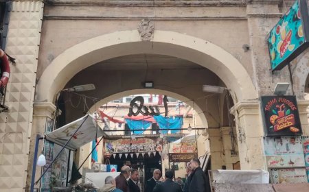 التنسيق الحضارة : مناقشة مشروع تطوير شارع البازار التراثي  مع محافظ بورسعيد