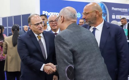 رئيس هيئة الدواء يفتتح معرض”فارماكونكس”.. ويستعرض استراتيجية توطين الصناعة الدوائية